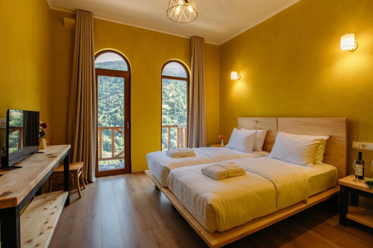 Hotel Chateau Iveri Varjanisi Kültér fotó