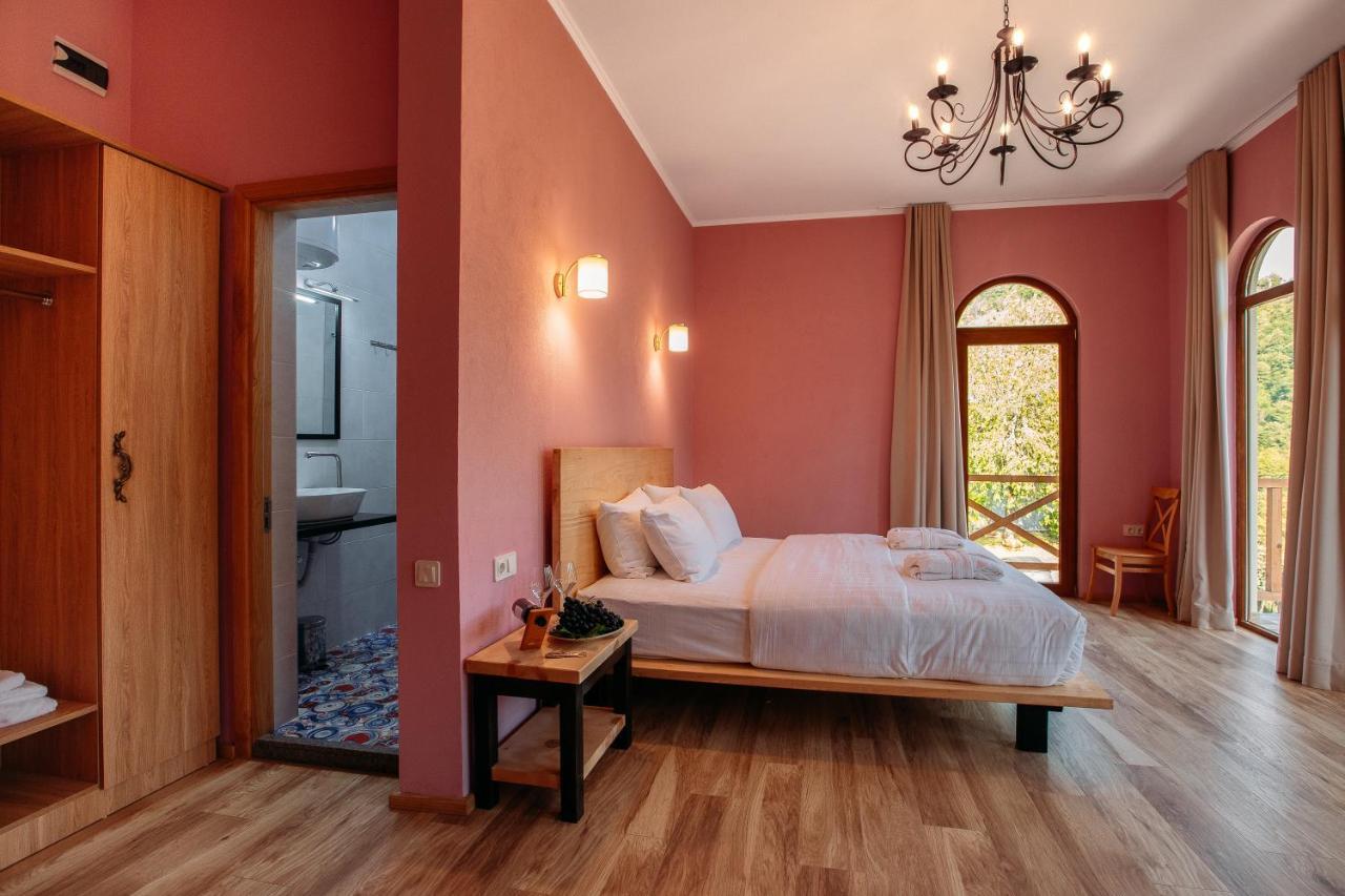 Hotel Chateau Iveri Varjanisi Kültér fotó
